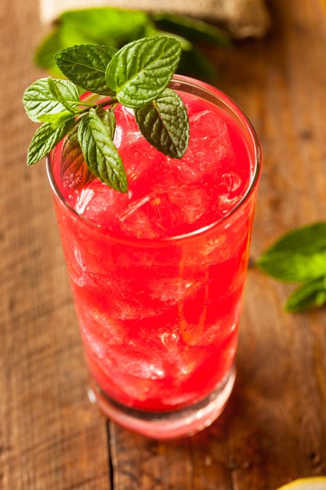 Pat Mocktail Non Alcoholic Drinks With Grenadine, Mocktails Non Alcoholic Grenadine, Drinks With Grenadine Non Alcoholic, Red Party Drinks Non Alcoholic, Grenadine Mocktail Recipe, Grenadine Drinks Non Alcoholic, Red Non Alcoholic Drinks, Grenadine Mocktail Non Alcoholic, Red Drinks Non Alcoholic