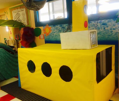 Yellow Submarine for the Dramatic play area in preschool Ocean Themed Dramatic Play Center, Submarine Dramatic Play, Water Dramatic Play Ideas, Dramatic Play Ocean Theme, Submarine Activities Preschool, Beach Dramatic Play Preschool, Ocean Dramatic Play Preschool, Boats Eyfs, Under The Sea Dramatic Play