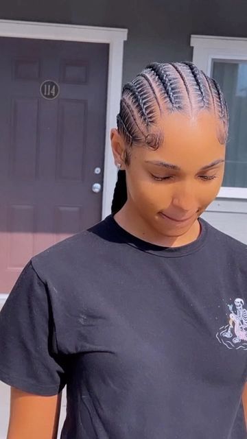 Stitch Braids Girl, Natural Stitch Braids, Stiches Braid All Back, Stitches All Back Hairstyle, Mini Stitch Braids, Stiches All Back Hairstyle, Stitch Braids With Beads At The End, Stitch Braids No Edges, Stitch Braids Big Forehead