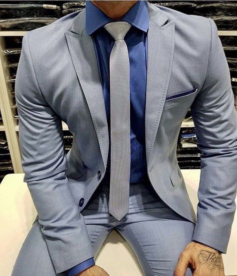 Men Outfits Suits, Terno Slim Fit, Wedding Suit Styles, Mens Suit Style, Grey Suit Men, Suit Combinations, Bespoke Clothing, Custom Suits, Men With Street Style