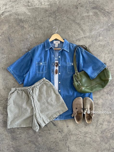 Coastal Fits Aesthetic, Hot Weather Comfy Outfits, Capsule Wardrobe Summer Outfits, Watching New York Outfits, The Lumineers Aesthetic Outfit, Artisan Aesthetic Outfit, Time Of The Month Outfit, Art Show Outfit Summer, Coastal Cozy Outfit