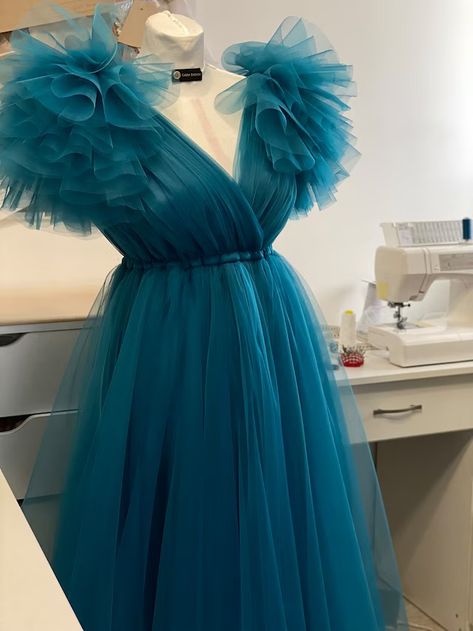 MagicDressesByGM - Etsy Ukraine Teal Maternity Dress, Gown With Sleeves, Tulle Maternity Dress, Maternity Gown, Teal Wedding, Turquoise Wedding, Floor Length Dress, Baby Shower Dresses, Wedding Dresses For Girls