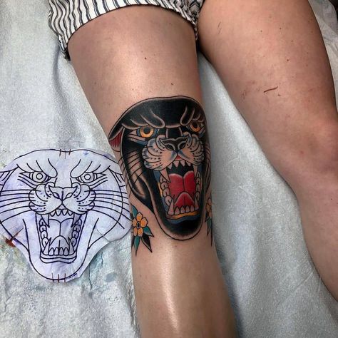 Old School Traditional Tattoos on Instagram: “Old school knee tattoo by @jon.aubry 🤩 - Tag, like, share 🙏 . . . . #oldschooltattz #oldschooltattoo #traditionaltattoos…” Knee Panther Tattoo, Tattoo On The Knee, Alberta Tattoo, Bombshell Tattoo, Panther Head Tattoo, Traditional Tattoo Knee, Cat Face Tattoos, Traditional Panther Tattoo, Tattoo Knee