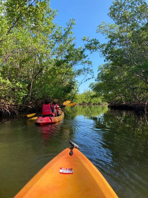 Kayaking Aesthetic Friends, Kayak Aesthetic, Kayaking Aesthetic, Cabin Summer, Summer Plan, Aesthetic Scenery, 2023 Mood, Summer Pics, Camping Aesthetic