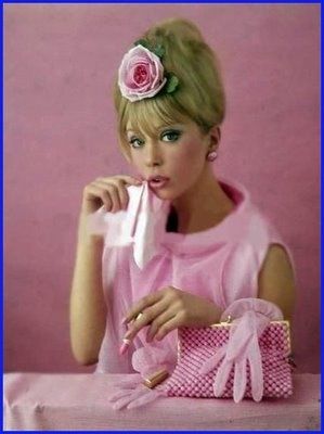 Pattie Boyd, Look Rose, Fashion 1960s, I Believe In Pink, Swinging Sixties, Retro Mode, Tickled Pink, Rosa Pink, 1960s Fashion