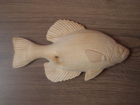 Fish Carvings Wood, Black Crappie, Fish Wood Carving, Fish Carving, Fishing Shop, Wood Fish, Wood Projects That Sell, Fish For Sale, Wooden Fish