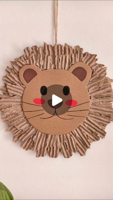 Recycle Paper Crafts, Lion Crafts For Kids, 2024 Title, Lion Ornament, Lion Craft, Kids Handicraft, Totes Ideas, 3d Craft, Au Pair