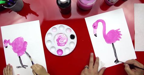 How to paint the pinkest flamingo ever! Simple Art Activity, Art For Kids Hub, Flamingo Painting, Acrylic Art Projects, Art Projects For Kids, Kids Crafting, Flamingo Birthday, Flamingo Art, Flamingo Christmas