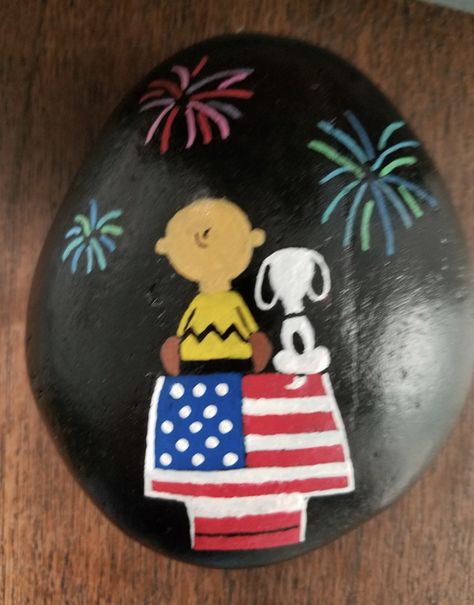 Patriotic Painted Rocks 4th Of July, Fourth Of July Rock Painting Ideas, Fourth Of July Paintings On Canvas Easy, Fourth Of July Painted Rocks, Painted Rocks Summer, 4th Of July Rocks, 4th Of July Painting Ideas, Patriotic Rock Painting Ideas, 4th Of July Painted Rocks