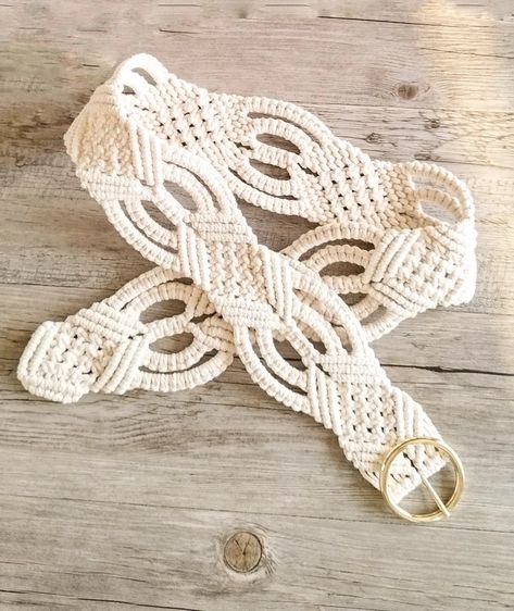 Sunglasses Strap Diy, Macrame Belts, Handmade Bracelets Tutorial, Macrame Rug, Macrame Belt, Macrame Colar, Crochet Belt, Free Macrame Patterns, Simple Macrame