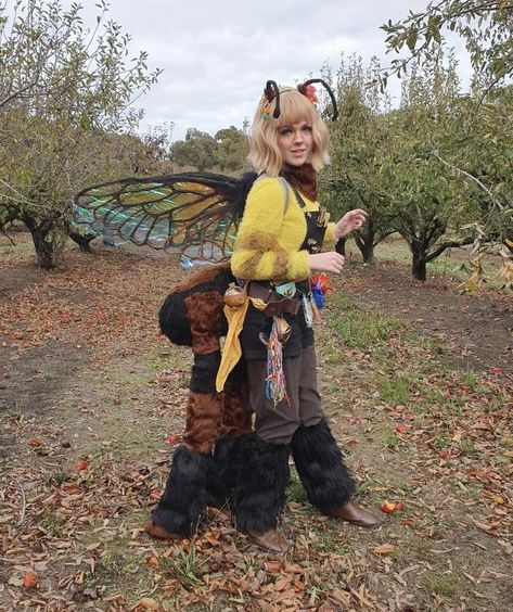 Bee Fairy Costume, Bee Hybrid Oc, Bee Themed Clothes, Renfair Accessories, Bee Fursuit, Ren Faire Cosplay, Bee Armor, Fawn Cosplay, Beetle Cosplay