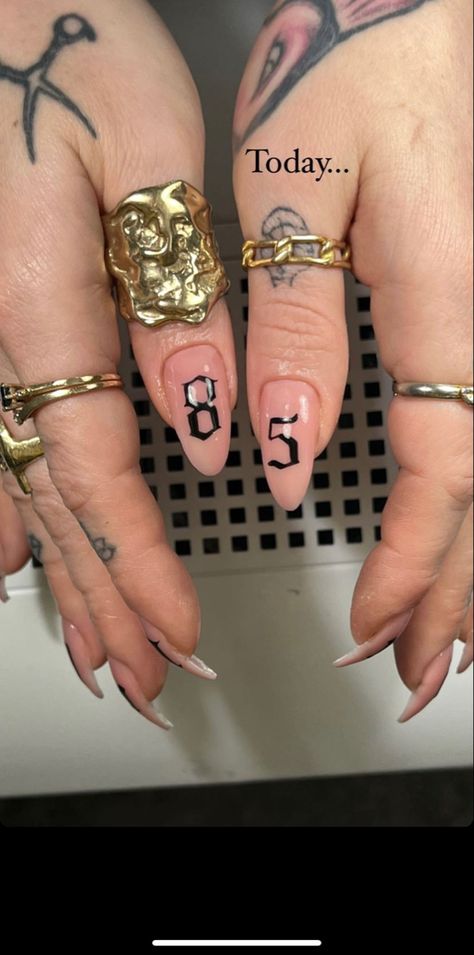 Nail Writing Designs, 1997 Nail Design, Old English Numbers On Nails, Football Nails Design With Number, Football Number Nails, Old English Nail Art, Birth Year Nails Design, Nail Designs With Numbers, 1999 Nail Design