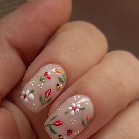 Emily | Lancaster Nail Artist 🌷 on Instagram: "I love spring nails 🥹🥰❤️  Using: @the_gelbottle_inc dreamer BIAB @nails_luxeofficial brush I and art gels   Inspired by: @ironowa.nail   #springnails #floralnails #beenails #fruitnails #cutenails #prettynails #delicatenails #showscratch #nailitdaily #nailinspo #nailartideas #flowernails #nailart #nailartist #nails4today #nailsofinstagram" Peony Nails Design, Dreamer Biab, Bee Nail Art, Border Nails, Floral Nail Design, Biab Nails, Bee Nails, Modern Nail Art, April Nails