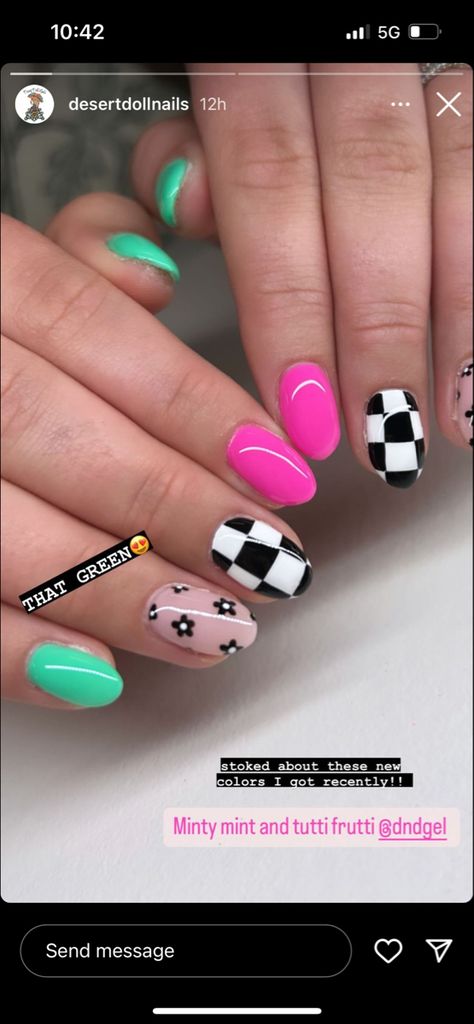 Checkered Easter Nails, 80s Fingernails, Spring Retro Nails, Bright Checkered Nails, Fun Checkered Nails, Lavender Checkered Nails, Bold Spring Nails, Retro Spring Nails, Easy Checkered Nails