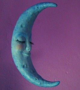 Moon Faces, Crescent Moon Art, Paper Clay Art, Dark Decor, Paper Mache Clay, Halloween Gif, Cerámica Ideas, Paper Mache Sculpture, Paper Mache Art