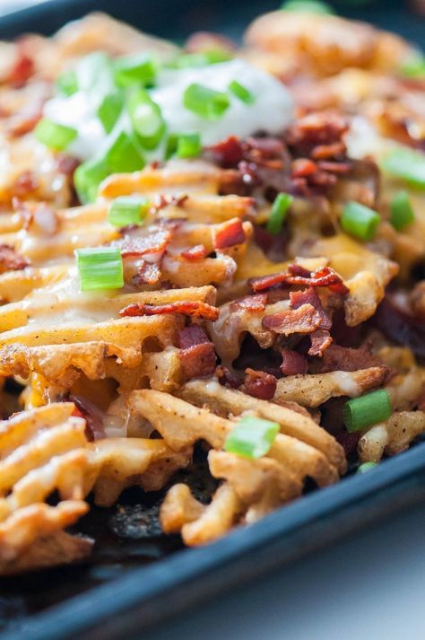 Waffle Fry Nachos are the perfect #appetizer or #snack for football watching. Waffle Fry Nachos, Fry Nachos, Best Football Food, Cheesy Appetizer, Crispy Waffle, Waffle Fries, Crispy Fry, Nachos Recipe, Instagram Image