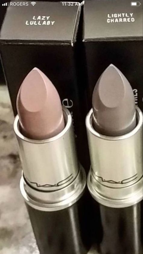 Mac Makeup Lipstick, Evening Eye Makeup, Mac Lipstick Shades, Bold Makeup Looks, Beautiful Lipstick, Cat Eye Makeup, Eye Makeup Pictures, Bold Makeup, Nude Lipstick