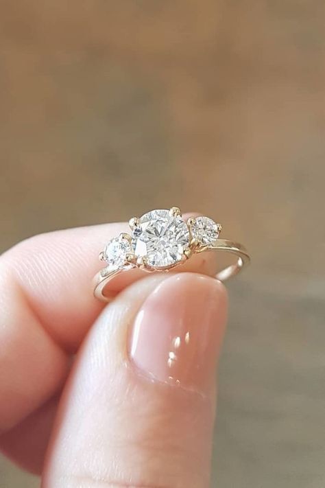 Say "I Do" to the Biggest Engagement Ring Trends of 2018 #rings #engagement #jewelry Big Engagement Rings, Gorgeous Rings, Fine Engagement Rings, Antique Engagement Ring, Trending Engagement Rings, Ring Trends, Wedding Rings Solitaire, Princess Cut Engagement Rings, Best Engagement Rings