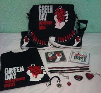 Green Day Necklace, Green Day Clothes, Green Day Outfit Ideas, Green Day Inspired Outfits, Green Day Merch, Green Day Concert Outfit Ideas, Green Day Aesthetic, Green Day Band, Neo Grunge