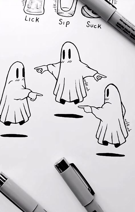 Spooky Trio Tattoos, Matching Ghost Tattoos For 3, Three Ghosts Tattoo, Halloween Doodles Simple, Tattoo Designs Matching, Three Person Tattoo, Small Witchy Tattoos, Tattoos Ghost, Dragon Tattoo Drawing