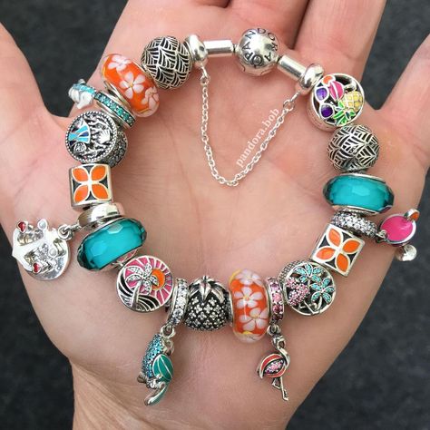 @pandora.bob on Instagram: “Advertisement 🏝 Another tropical theme. Hoping it will get warmer again. 🙄 Wheather feels like autumn at the moment. 😬 Werbung wegen…” Pandora Tropical Bracelet, Pandora Travel, Tropical Inspiration, Instagram Advertisement, Pandora Bracelet Ideas, Pandora Bracelet Charms Ideas, Pandora Bracelet Designs, Pandora Bracelet Charms, Pandora Silver