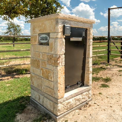 Stone Mailbox With Package Storage, Extra Large Mailbox Ideas, Gate Package Drop, Parcel Mailbox Ideas, Large Mailbox Ideas For Packages, Large Package Drop Box Ideas, Large Mailbox Ideas, Stone Mailbox Ideas Curb Appeal, Package Drop Box Ideas At Gate