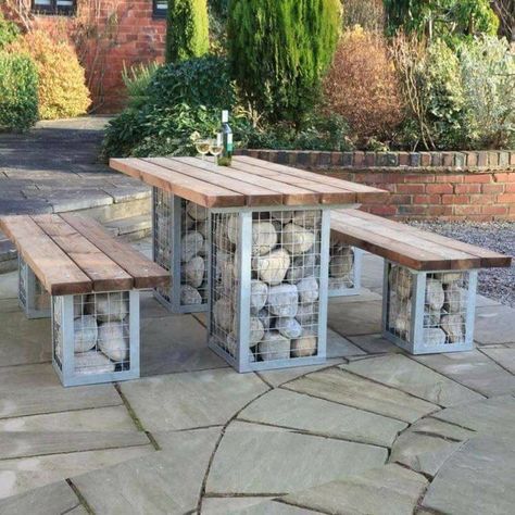 Great cabin table Table And Benches, Terrace Furniture, Table And Bench Set, Outdoor Table Settings, Dining Table With Bench, Garden Bench, Diy Backyard, Outdoor Tables, Outdoor Projects