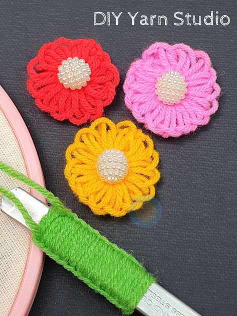 Woolen Flower Making, Loom Flowers, Woolen Flower, Woolen Craft, Baby Headbands Crochet, Embroidery Lessons, Yarn Flowers, Diy Embroidery Designs, Diy Yarn Crafts