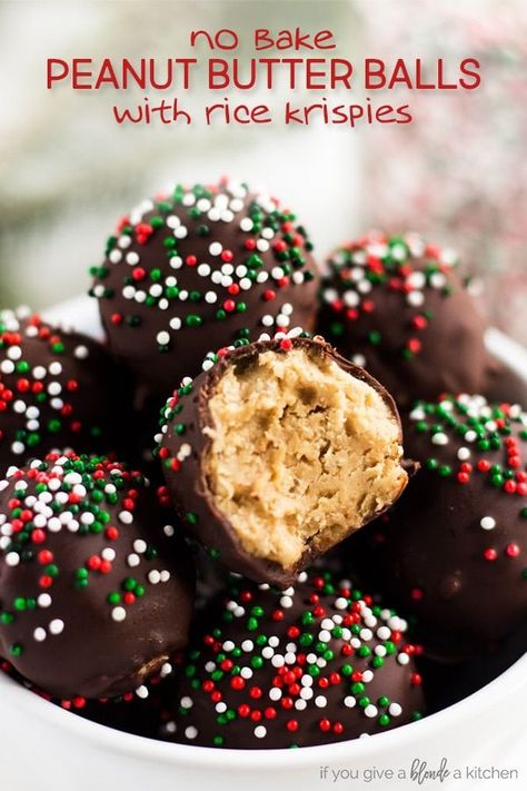 Diabetics Desserts, No Bake Peanut Butter Balls, Peanut Butter Balls Easy, Peanut Butter Balls Recipe, Homemade Peanut Butter Cups, No Bake Peanut Butter, Butter Balls, Best Peanut Butter, Christmas Candy Recipes