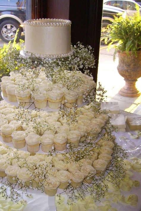 Rustic Wedding Cupcake Display, Cupcakes Display, Blue Velvet Cupcakes, Wedding Cake And Cupcakes, Wedding Cupcakes Rustic, Wedding Cupcake Display, Cake And Cupcakes, Cupcake Display, Wedding Cake Rustic