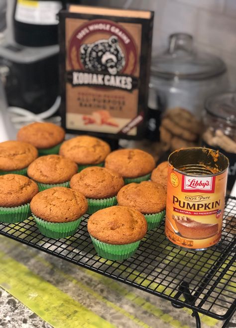 Ww Pumpkin Kodiak Muffins, Kodiak Pumpkin Muffins Weight Watchers, Pumpkin Muffins Kodiak Cake, Kodiak Cake Protein Muffins, Recipes Using Kodiak Mixes, Ww Pumpkin Recipes, Kodiak Pumpkin, Kodiak Cakes Muffins, Kodiak Muffins