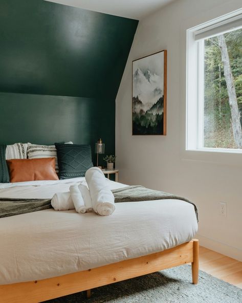 Tips and ideas for choosing accent walls and using them strategically. Plus, answering the question of are they even still in style? Reclaimed Wood Bed Frame, Bedroom Accent Wall, Black Accent Walls, Narrow Rooms, Accent Wall Paint, Diy Accent Wall, Beige Bed, Bedroom Accent, Coffee Table Rectangle