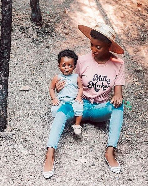 Baby shower ideas. Pink Milk Maker tee for breastfeeding moms. Straw sun hat, mom jeans, slip ons and mom tee with bay in the mountains. September Instagram, Pink Milk, Straw Sun Hat, Milk Bar, Mama Style, Boys Fashion, Perfect Baby Shower Gift, Mom Tees, In The Mountains