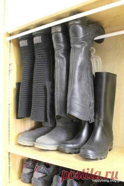 Kitchen Sink Organizers, Organize Kitchen Sink, Modern Shoe Storage, Sink Organization Kitchen, Shoe Storage Ideas, Sink Organization, Kitchen Sink Organization, Boot Storage, Lake Food Ideas