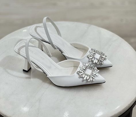 Bride shoes low heel