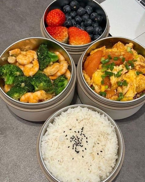 School Lunches For College Students, Round Bento Box Lunch, Korean Lunch Aesthetic, Lunchbox Aesthetic, Bento Box Lunch Aesthetic, Healthy Delicious Lunch, Healthy Food Menu, Resep Diet, Healthy Food Inspiration