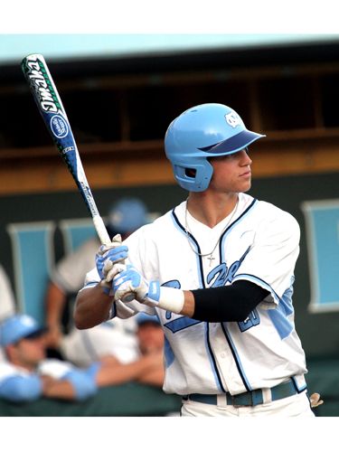 Skye Bolt, University of North Carolina freshman outfielder and hes pretty attractive Unc Baseball, Baseball Senior Pictures, Hot Baseball Players, Padres Baseball, Tarheels Basketball, Diamond Heels, Hottest Guys, Tar Heel, Baseball Guys