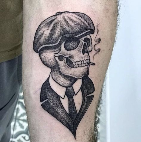 Peaky Blinders Tattoo, Artist Tattoo Ideas, Fusion Studio, Leo Zodiac Tattoos, Tattoo Placement Ideas, Think Tattoo, Skull Hand Tattoo, Small Chest Tattoos, Card Tattoo Designs