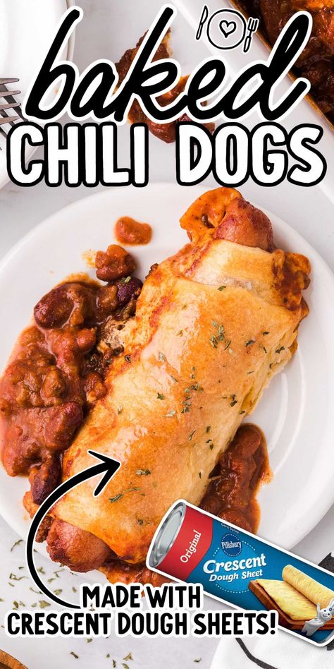 Baked Chili Dogs, Chili Cheese Dog Bake, Crescent Roll Pastry, Chili Dog Bake, Baked Chili Cheese Dogs, Chili Dog Chili Recipe, Baked Chili, Baked Hot Dogs, Favorite Chili Recipe