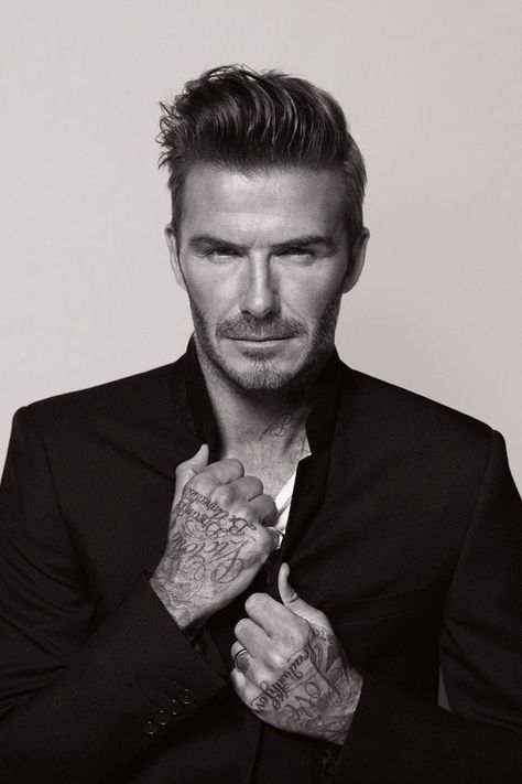 David Beckham for Biotherm Homme David Beckham Style, Male Portrait Poses, Male Faces, Portrait Photography Men, Man Photography, Men Photography, Business Portrait, Winter Beauty, Photography Poses For Men