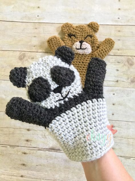 This Panda Puppet was designed by Erin Greene. The project is crocheted with Bulky Weight Yarn [5] and a 5 mm (H) hook. Puppet Patterns, Crochet Panda, Viking Sewing, Hand Puppet, Crochet Bear, The Hook, Hand Puppets, Crochet Hook Sizes, Love Crochet