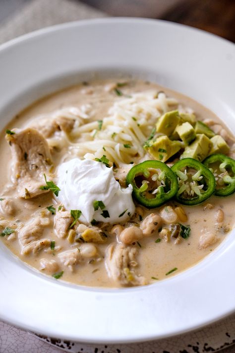 White Chicken Chili Recipe - Coop Can Cook White Chili Soup, Best White Chicken Chili Recipe, One Pot Skillet Meals, Coop Can Cook, Chili Chicken Recipe, White Chicken Chili Recipe, Recipes Soul Food, Steak And Onions, Baked Bbq Chicken