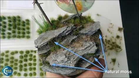 How to make a forest base? | Coloured Dust Fantasy Diorama Diy, Warhammer Bases, Diorama Diy, Beaded Wire Art, Dnd Diy, Bonsai Forest, Dnd Crafts, Train Projects, Fairy Stuff