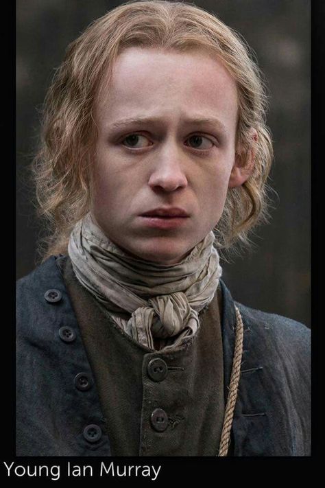 Jamie's nephew, Ian Ian Outlander, John Bell, Outlander Season 4, Je Suis Prest, Diana Gabaldon Outlander Series, Outlander Claire, Outlander Characters, Diana Gabaldon Outlander, Outlander Cast