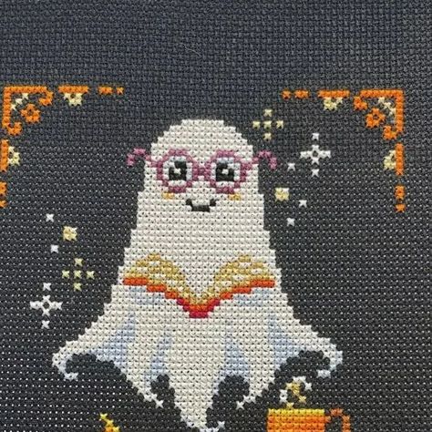 Maria Brovko on Instagram: "This is soooo cute!!! Stitched by Jordyn Babb ❤️ "Ghost with books" pattern from my Etsy shop. It is also part of the larger "Six Cute Ghosts" sampler. You can visit the CutePatternsByMaria shop by following the link in bio 😊 ________________________ "Ghost with books". Pattern for cross stitch in PDF. Stitch count: 67w X 86h. Size for Aida 14: 13w X 16h cm (or 5.1 х 6.3 in). 19 solid colors (no blends), DMC. Used stitches: cross-stitch. Skill Level: Easy. #cutepatte Small Ghost Cross Stitch, Ghost Cross Stitch Patterns Free, Ghost Cross Stitch Pattern, Ghost Cross Stitch, Halloween Cross Stitch Charts, Stitch Halloween, Cute Ghosts, Gothic Crosses, Beads Ideas