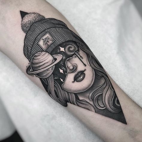 An incredible black and grey space galaxy portrait tattoo by jeanleroux on Instagram. #tattoos #blackandgrey #blackandgreytattoo #portrait #space #galaxy Neotraditional Tattoo Black And Grey, Neo Traditional Tattoos Black, Traditional Tattoos Black And Grey, Traditional Tattoos Black, Traditional Tattoo Black And Grey, Neo Traditional Tattoos, Traditional Hand Tattoo, Tattoo Black And Grey, Surreal Tattoo