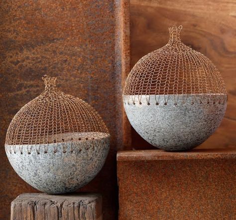 Fiber Sculpture, Pottery Pots, Cardboard Sculpture, Vase Crafts, Pottery Handbuilding, Africa Art, Diy Pottery, Ceramics Pottery Art, Pottery Sculpture