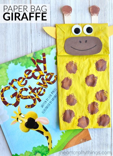 Adorable Paper Bag Giraffe Craft | I Heart Crafty Things African Animal Crafts Preschool, Paper Bag Giraffe, Giraffe Puppet, Fun Preschool Crafts, Giraffe Craft, Safari Crafts, Zoo Preschool, Animal Crafts Preschool, Jungle Crafts