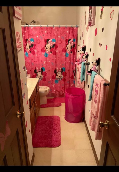 Princess Bathroom Ideas Kids, Y2k Nursery, Minnie Mouse Bedroom Decor, Toddler Bathroom, Kids Bathroom Design, Girl Apartment Decor, Toddler Boy Room Decor, Baby Room Organization