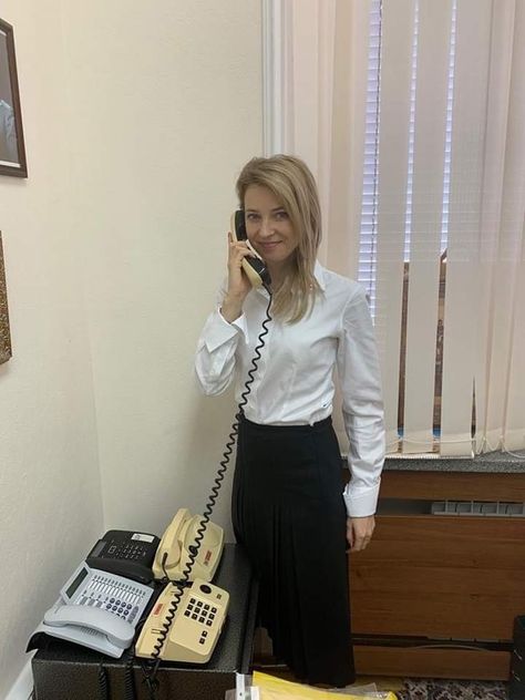 Natalia Poklonskaya, White Blouse, Shirt Blouses, Blonde, Pants, White, Beauty, Trousers